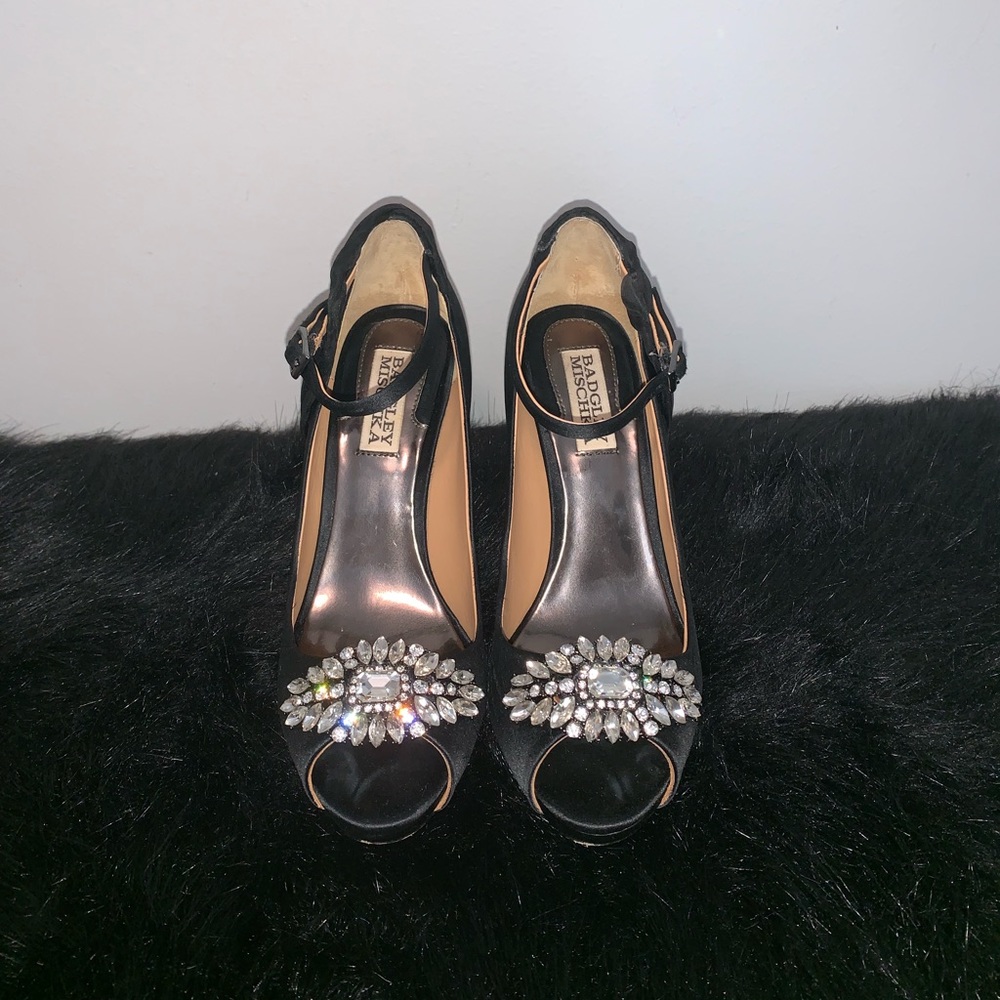 Badgley Mischka League Platform heels